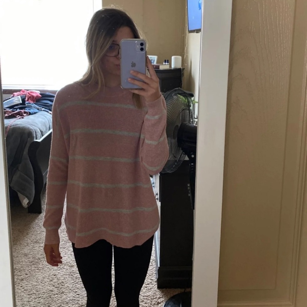american eagle sweater